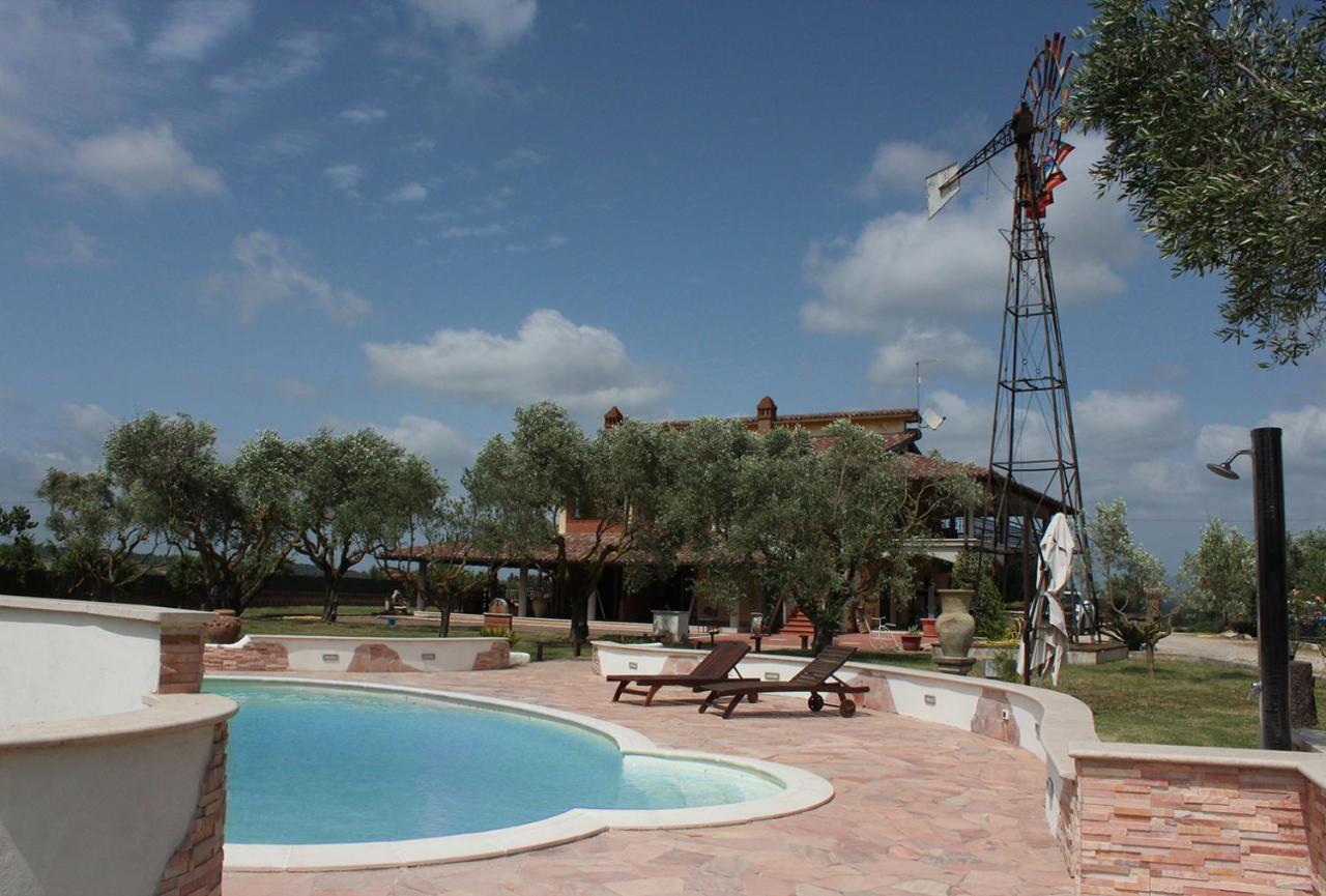 Il Granaio Del Pavone Villa Nepi Exteriör bild