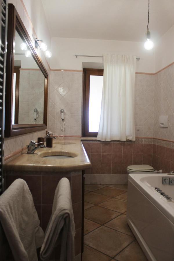 Il Granaio Del Pavone Villa Nepi Exteriör bild